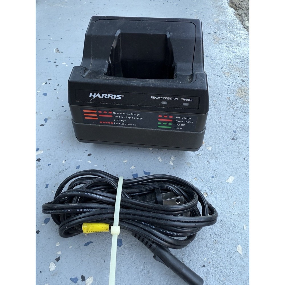 Harris Tri-Chemistry Single Radio Charger CH-104560 120VAC-9.6V WORKING